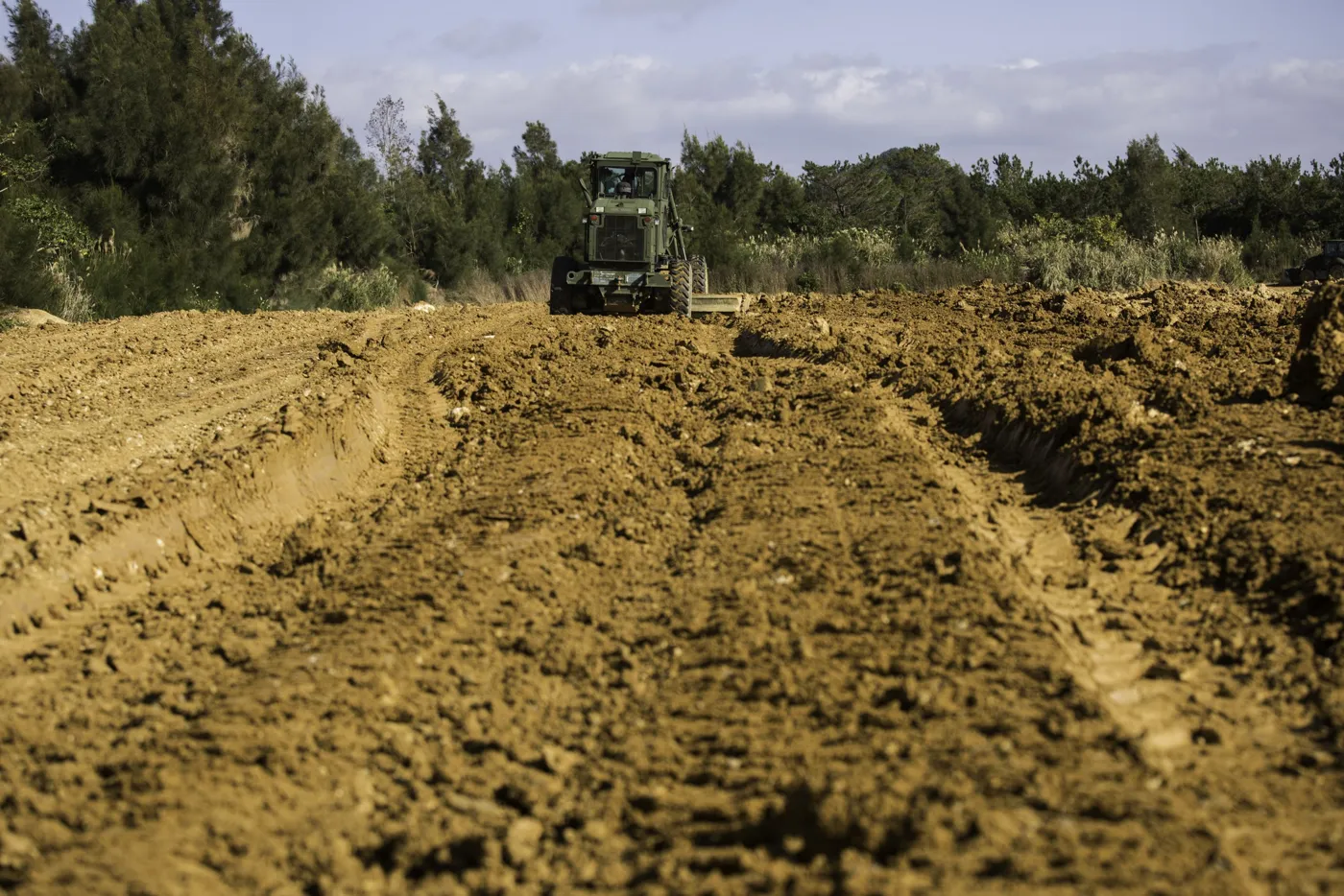 Motor Vehicles and Earthmoving Equipment on Construction Sites